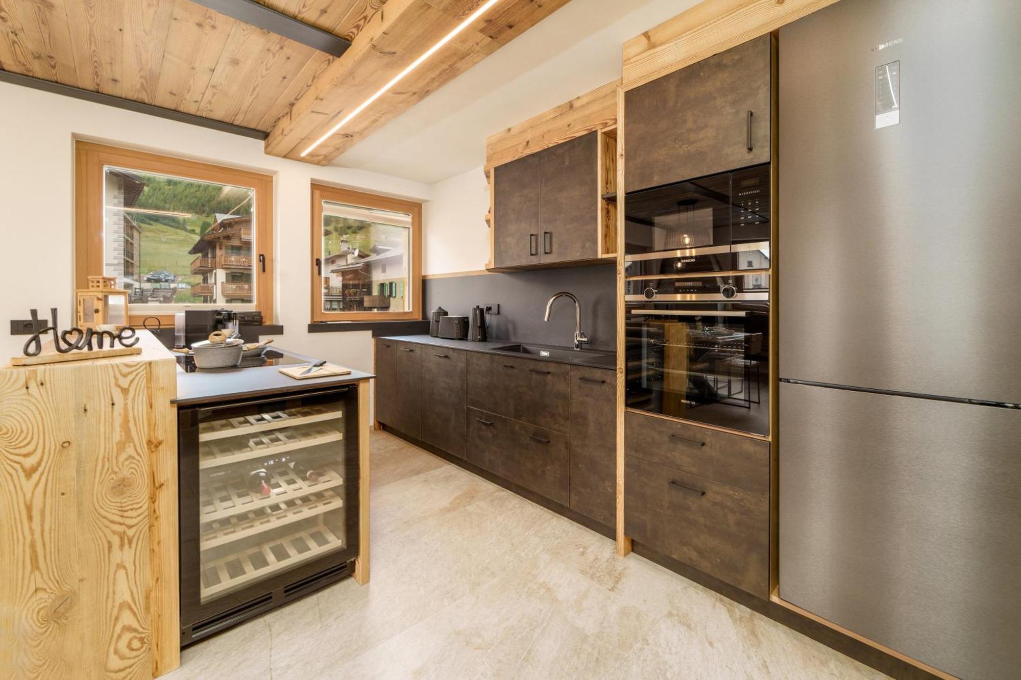 Cucina completamente attrezzata Ironwood Livigno